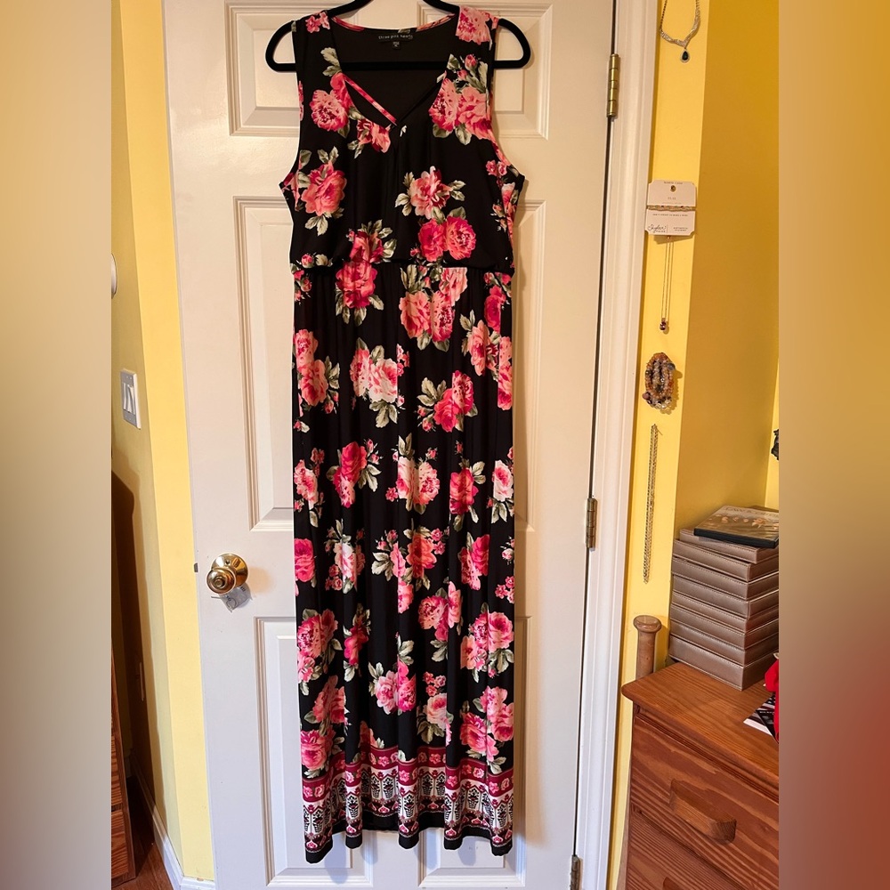 Women’s XL Three Pink Hearts Floral Full Length Maxi Dress